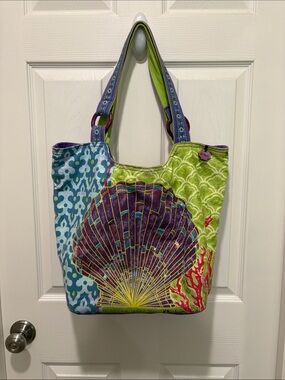 PAUL BRENT Colorful Seashell Pattern BEACH Bag - Green & Blue